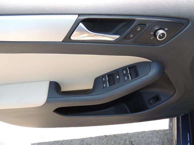 2013 Volkswagen Jetta 